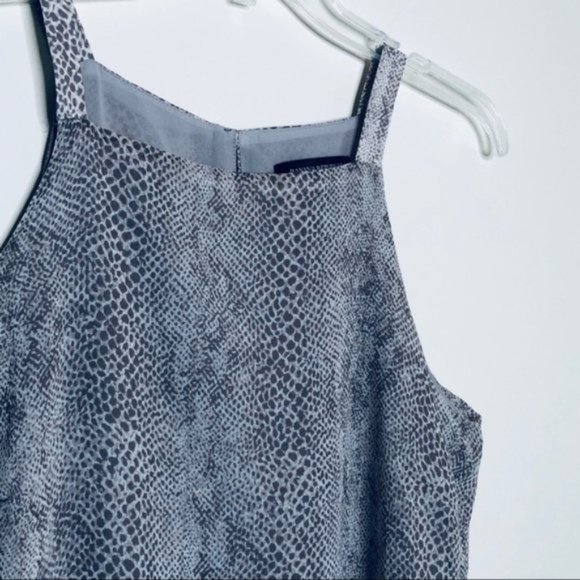 BANANA REPUBLIC | Tan Taupe Snakeskin Square Neck Sleeveless Tie Top Blouse - Picture 3 of 6